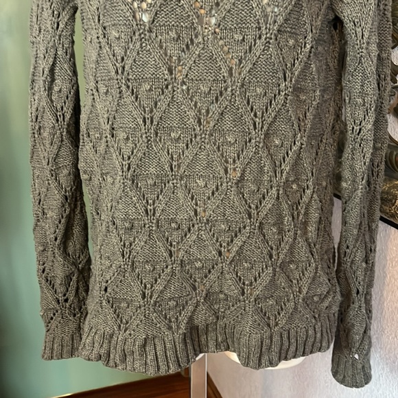Cool Tommy Hilfiger Diamond Crochet scoop Neck Sweater Color Gray Size S/P - Picture 3 of 11